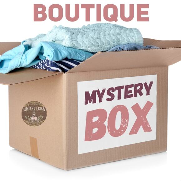 BOUTIQUE MYSTERY BOX Valued at $150+ Size Medium - Picture 12 of 12